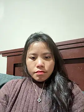 Snapshot of Bella_7777 chatting on January 2026 01:37:02 PM Bella 7777 online show from January 2026 01:37:02 PM