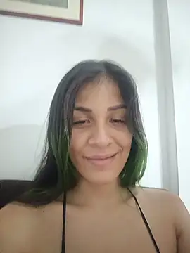 Snapshot of Chloe_paytone chatting on July 2026 06:18:01 AM Chloe paytone online show from July 2026 06:18:01 AM