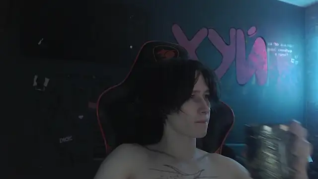 Snapshot of min1pekka chatting on September 2025 12:27:01 AM min1pekka online show from September 2025 12:27:01 AM