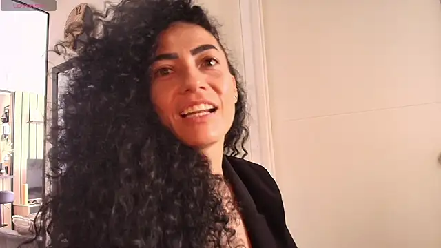 Koral369 online show from June 2026 06:08:02 PM