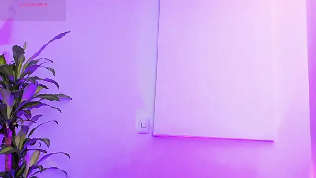 MacarenaSmith online show from December 2025 11:25:02 AM