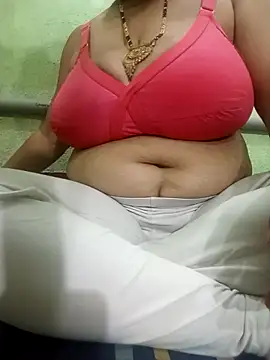 Snapshot of chocobbsneha567 chatting on December 2025 09:47:01 AM chocobbsneha567 online show from December 2025 09:47:01 AM