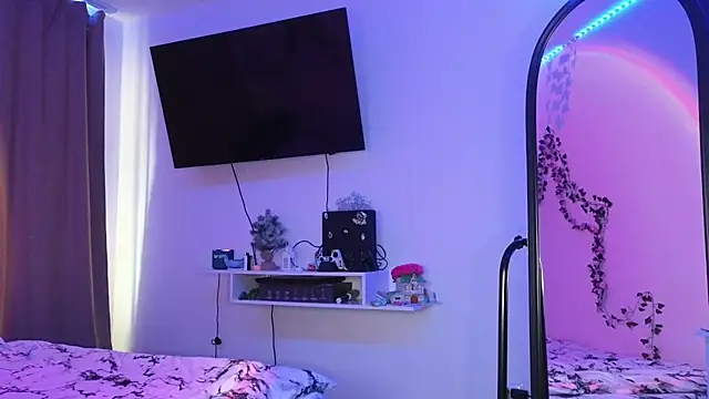 Candy Flosse online show from October 2025 10:41:02 AM