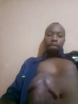 Snapshot of KingBonga chatting on September 2025 03:41:02 AM KingBonga online show from September 2025 03:41:02 AM