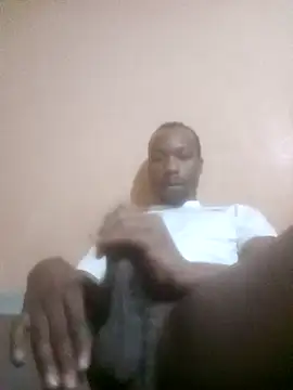 Snapshot of KingBonga chatting on September 2025 12:45:01 AM KingBonga online show from September 2025 12:45:01 AM