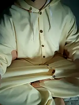 Snapshot of 111owo111 chatting on February 2026 09:21:02 AM 111owo111 online show from February 2026 09:21:02 AM