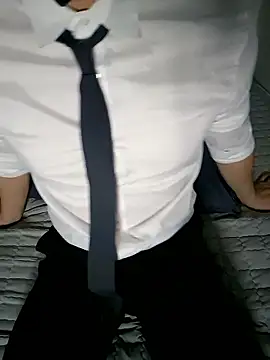 111owo111 online show from April 2026 01:33:02 PM