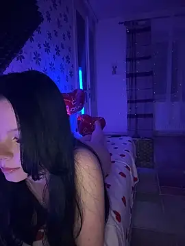 Snapshot of Mihadttraf chatting on February 2026 10:28:01 PM Mihadttraf online show from February 2026 10:28:01 PM