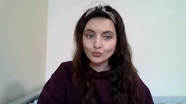 Snapshot of DInaraXRose chatting on November 2025 10:52:02 AM DInaraXRose online show from November 2025 10:52:02 AM