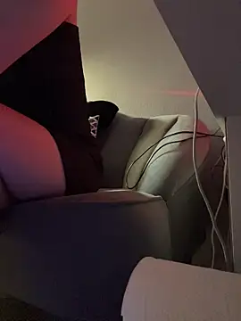 AikoYamada online show from November 2025 06:13:01 AM