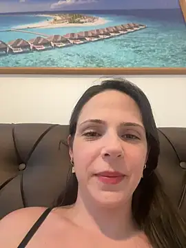 Snapshot of Lady_LauraRose chatting on October 2025 12:46:02 AM Lady LauraRose online show from October 2025 12:46:02 AM