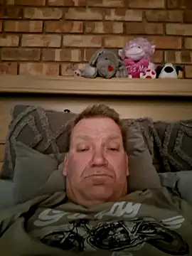 Snapshot of wallacelegend chatting on September 2025 05:18:01 AM wallacelegend online show from September 2025 05:18:01 AM