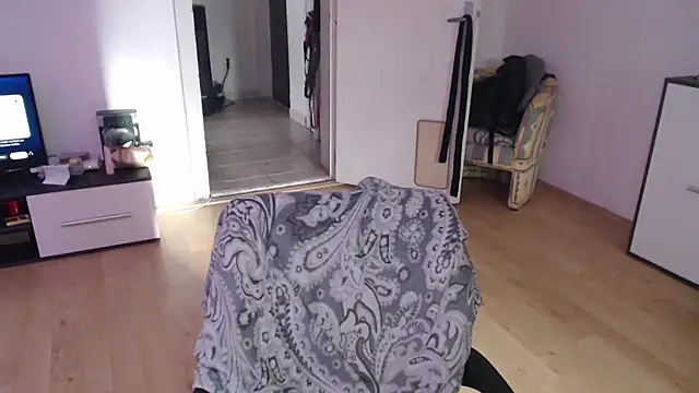 Aliens4twenty online show from November 2025 07:21:01 AM