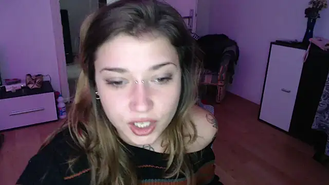 Aliens4twenty online show from November 2025 10:04:02 AM