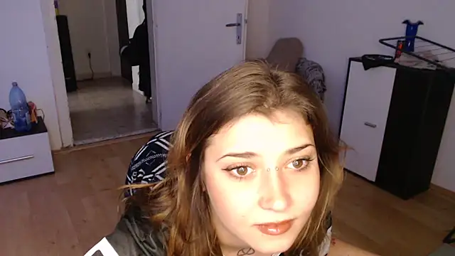 Aliens4twenty online show from November 2025 08:03:02 AM