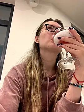 Jugira online show from November 2025 07:37:01 PM