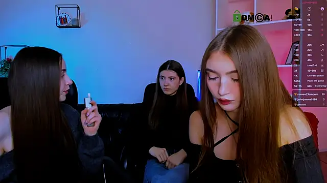 Snapshot of barbara_crazy chatting on November 2025 12:23:02 PM barbara crazy online show from November 2025 12:23:02 PM