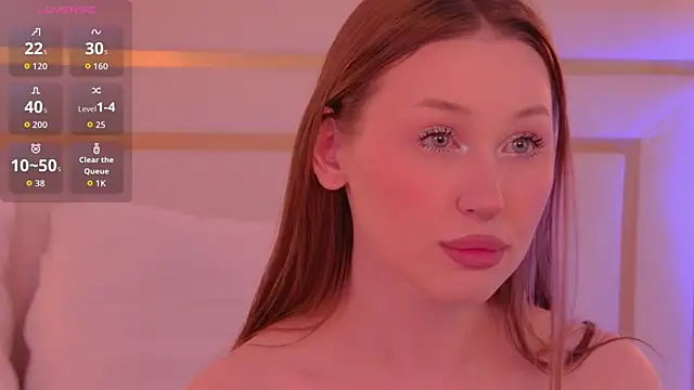 NancySmitts online show from December 2025 04:00:01 PM