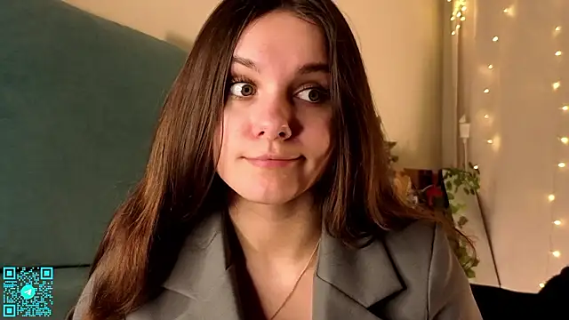 chloemilka online show from March 2026 06:15:02 PM