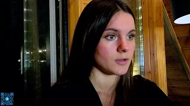 chloemilka online show from May 2026 06:01:02 PM