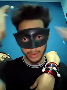 Snapshot of SassyWildCouple chatting on September 2025 04:07:01 PM SassyWildCouple online show from September 2025 04:07:01 PM