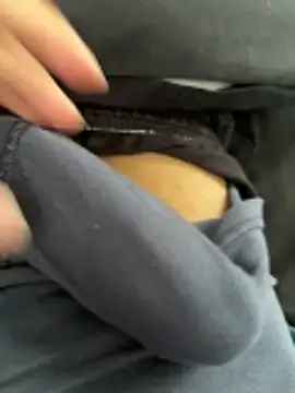 Snapshot of Coloureddickforyou chatting on December 2025 01:27:01 PM Coloureddickforyou online show from December 2025 01:27:01 PM