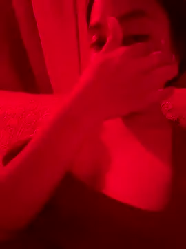 Snapshot of bjqquueenn chatting on October 2025 09:05:02 PM bjqquueenn online show from October 2025 09:05:02 PM