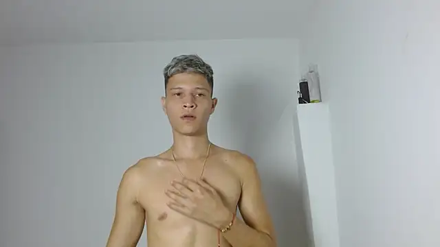 Twinkcock22 online show from May 2026 02:51:02 AM