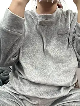 PhuongNhi21 online show from November 2025 02:42:01 PM