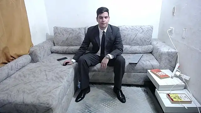 Victor Maitland online show from February 2026 03:43:01 AM