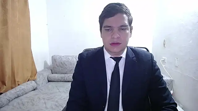 Victor Maitland online show from April 2026 09:04:02 PM