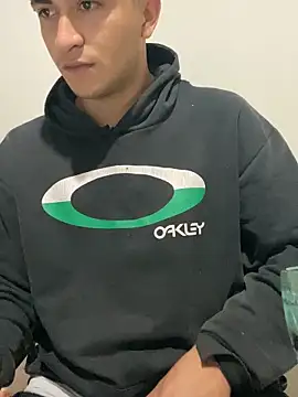 Tavinho067 online show from October 2025 04:36:01 AM