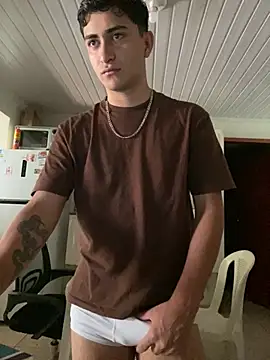 Snapshot of Tavinho067 chatting on February 2026 02:59:02 PM Tavinho067 online show from February 2026 02:59:02 PM