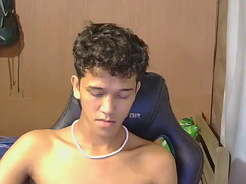 kenbigcockxx online show from December 2025 01:17:02 PM