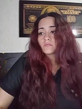 candy  fox  online show from November 2025 12:19:02 PM