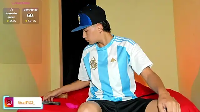 Snapshot of Archie-Davis chatting on October 2025 12:26:01 PM Archie-Davis online show from October 2025 12:26:01 PM