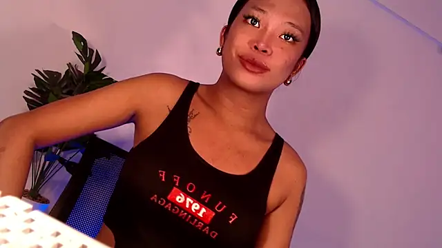 nathaliehardcore1x online show from November 2025 07:05:02 PM