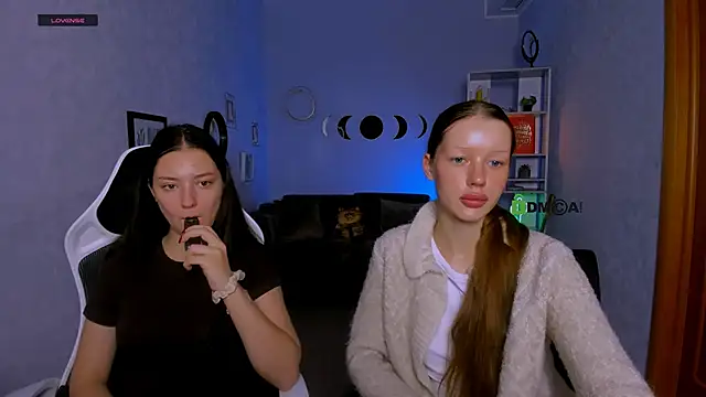 Snapshot of miki-niki chatting on September 2025 05:45:02 AM miki-niki online show from September 2025 05:45:02 AM