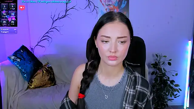 Snapshot of miki-niki chatting on October 2025 12:24:01 PM miki-niki online show from October 2025 12:24:01 PM