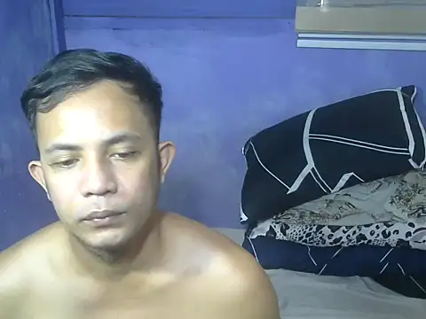 Snapshot of hotcumboi69 chatting on February 2026 03:51:02 AM hotcumboi69 online show from February 2026 03:51:02 AM