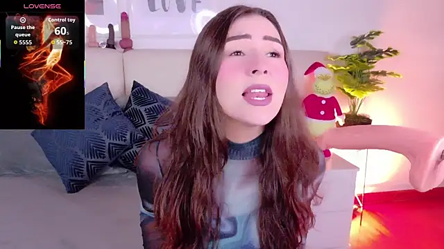 Snapshot of Heraa_Piett chatting on December 2025 11:47:01 AM Heraa Piett online show from December 2025 11:47:01 AM