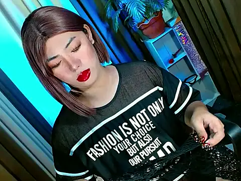 Snapshot of bigfattycocksonya27 chatting on October 2025 04:42:02 PM bigfattycocksonya27 online show from October 2025 04:42:02 PM