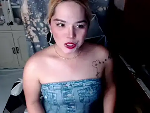 blonditax1111 online show from October 2025 08:25:02 AM