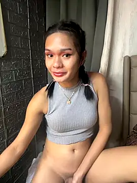 yourlovingperlita69 online show from December 2025 04:48:02 PM