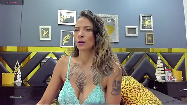 Kaya Tate online show from January 2026 04:53:02 PM