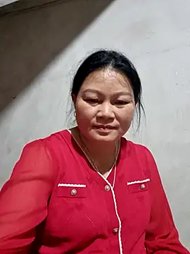 Snapshot of yoowwmr chatting on November 2025 12:05:02 PM yoowwmr online show from November 2025 12:05:02 PM