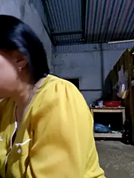 Snapshot of yoowwmr chatting on November 2025 11:29:01 AM yoowwmr online show from November 2025 11:29:01 AM