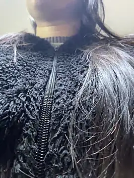 Snapshot of AndieJones_ chatting on November 2025 12:05:02 PM AndieJones online show from November 2025 12:05:02 PM