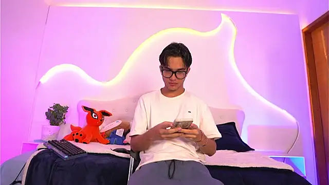 jin luna online show from November 2025 12:15:02 PM