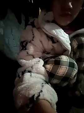 Zhan99999 online show from November 2025 04:45:02 AM